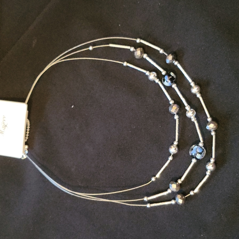 3 strand necklace